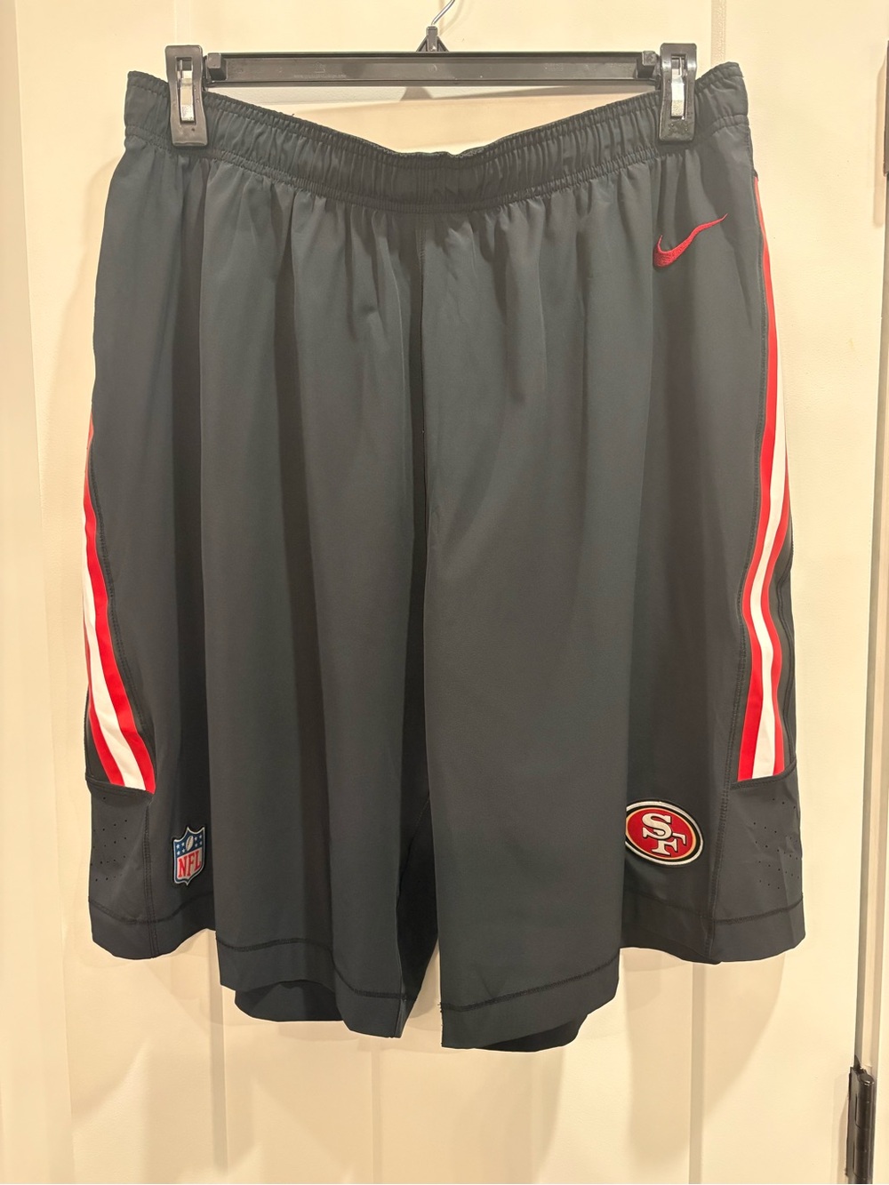 Authentic Nike San Francisco 49ers NFL Team Issued Practice Shorts XXL #41 (A7)